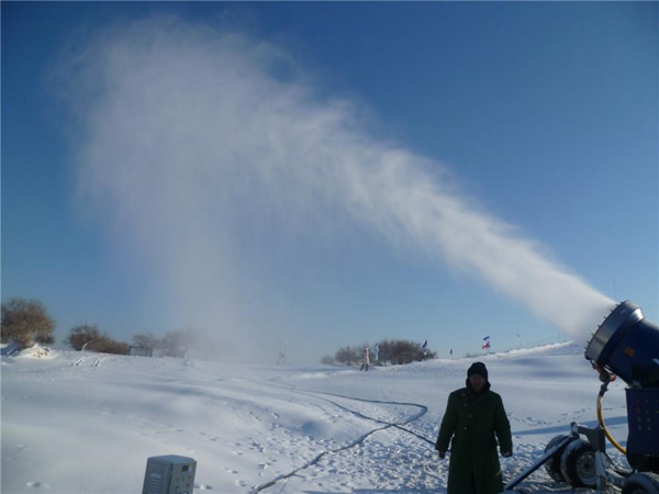 造雪機(jī)發(fā)展過(guò)程